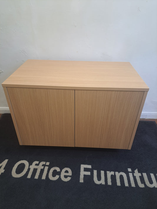 Light oak 1070mm wide 750mm high 600mm deep double wood unit