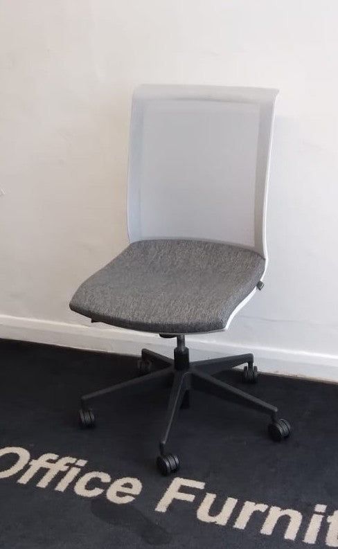 Narbutas grey & white meeting or operator chairs